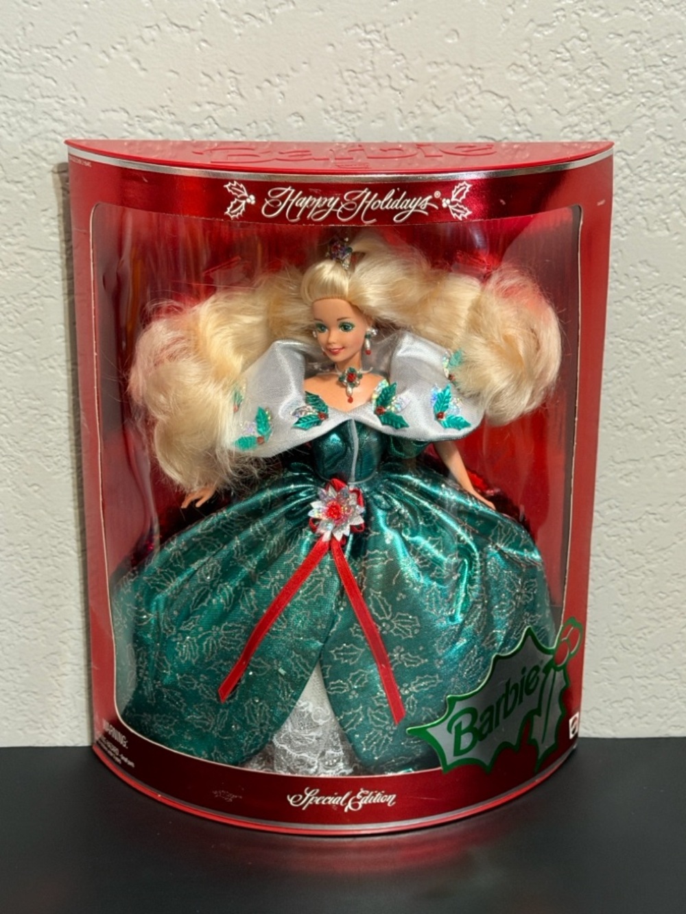 1995 NIB Holiday Barbie
